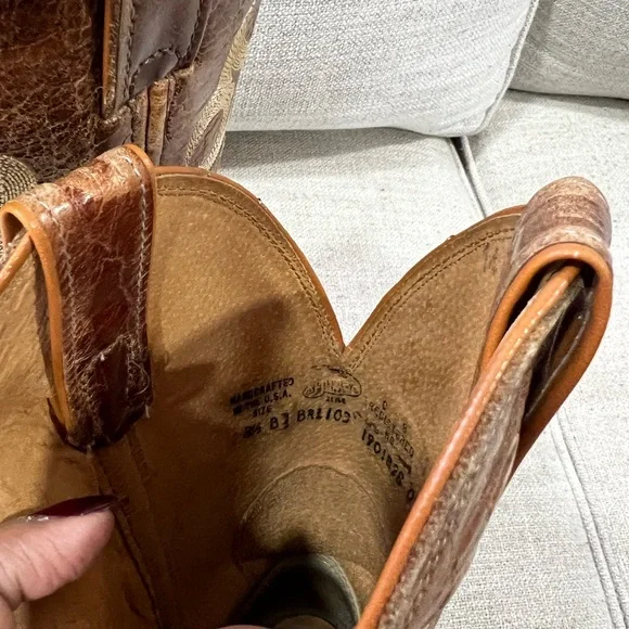 Justin Boots Distressed Brown Western Boots - Picture 7 of 7